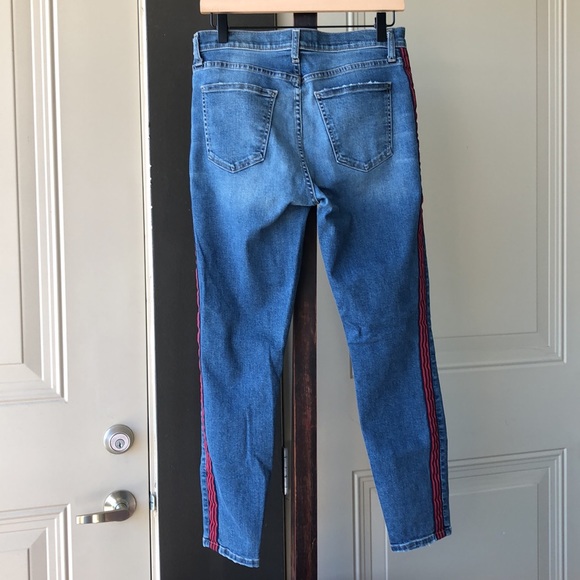 SOLD 🙌🏼 Current/Elliot High Rise Side Stripe Medium Wash Jeans Sz 28 - Picture 2 of 6